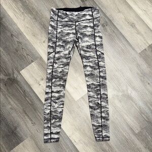 Lululemon Leggings tights pants bottoms yoga